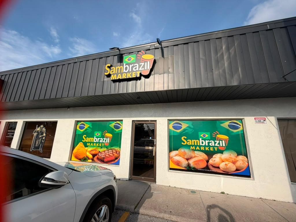 Fachada do Sambrazil Market em Lakeland